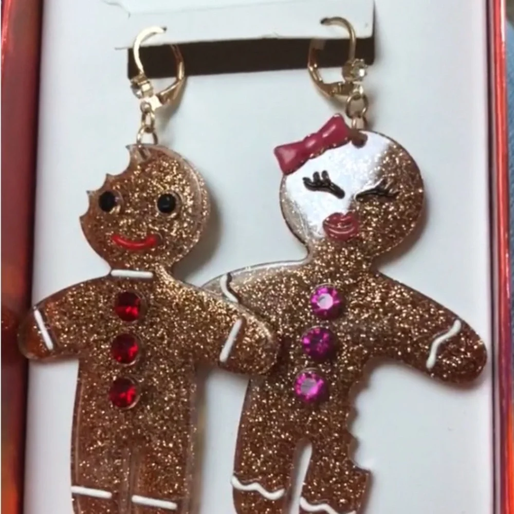 Betsey Johnson Brown and Pink Gingerbread Earrings